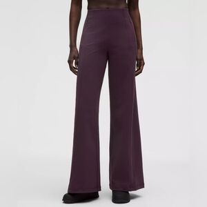 Lululemon Athletica High-Waist Wide-Leg Pants in Deep Black Plum Size L